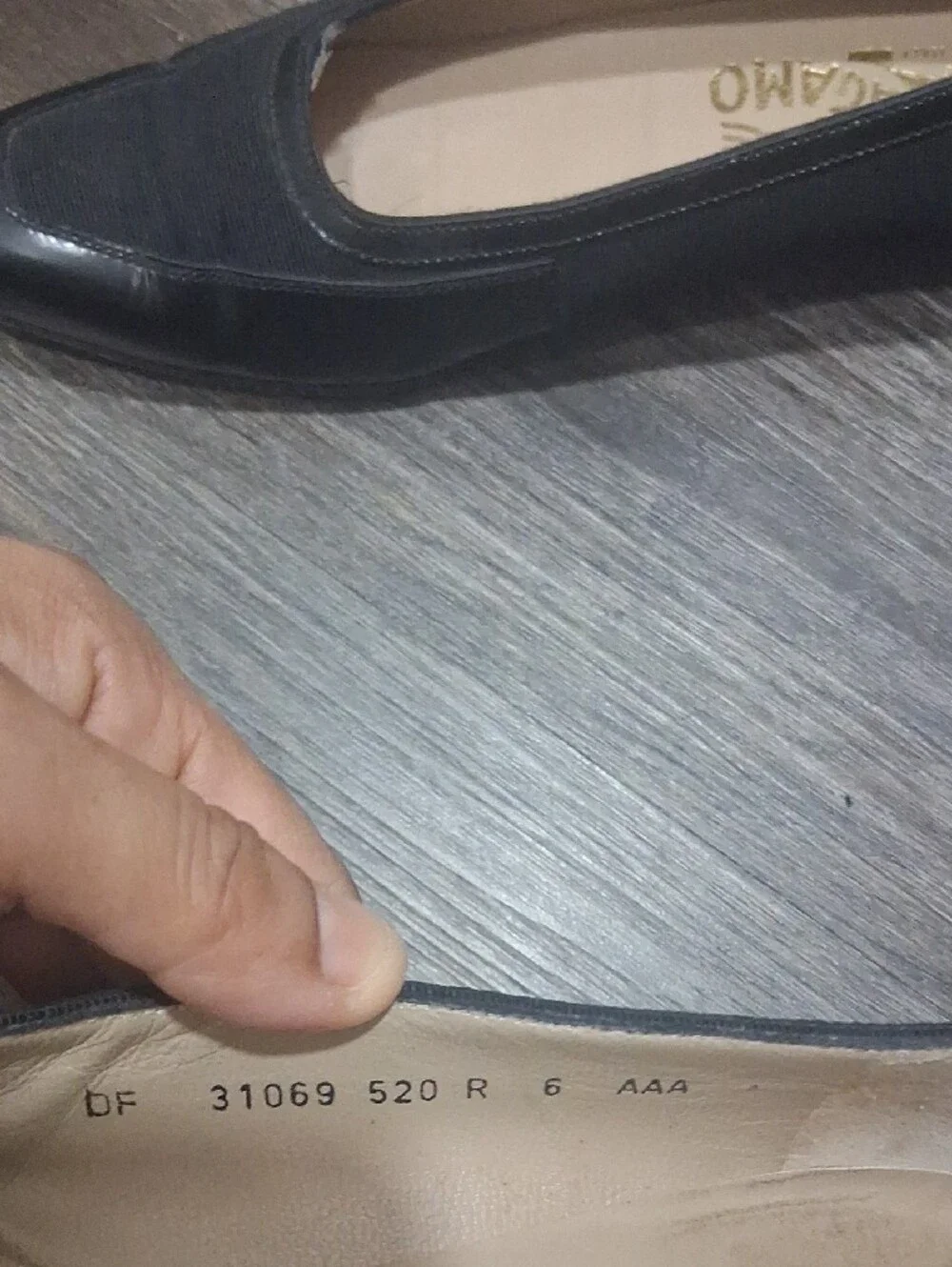 Salvatore Ferragamo Size 6 Black Square-Toe Ballet Flats